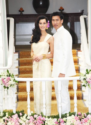 Chiêm ngưỡng đám cưới xa hoa của Hoa hậu hoàn vũ - 14 Chiêm ngưỡng đám cưới xa hoa của Hoa hậu hoàn vũ - 14