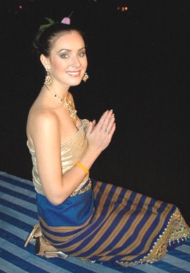 Hoa hậu hoàn vũ và hôn phu “tậu” nhà 1,3 triệu đô la - 11 Hoa hậu hoàn vũ và hôn phu “tậu” nhà 1,3 triệu đô la - 11