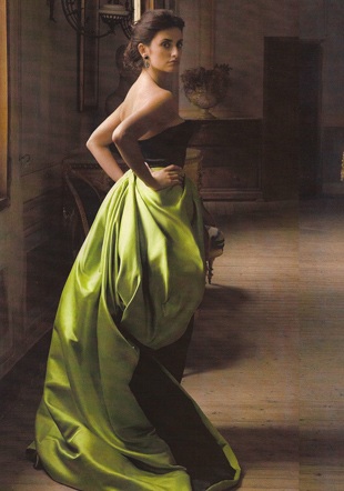 Penelope Cruz: Vẻ đẹp xa hoa - 2