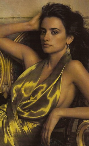 Penelope Cruz: Vẻ đẹp xa hoa - 1