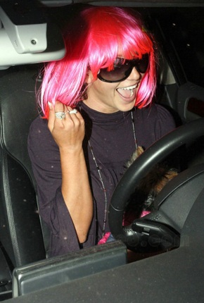 Những “sao” ngớ ngẩn nhất Hollywood - 2 Những “sao” ngớ ngẩn nhất Hollywood - 2