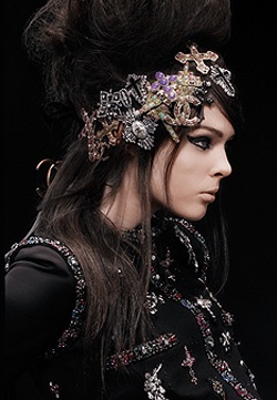 Amy Winehouse truyền cảm hứng cho Chanel - 3