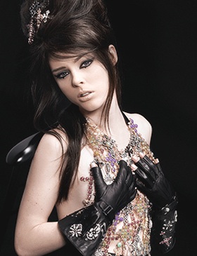 Amy Winehouse truyền cảm hứng cho Chanel - 8