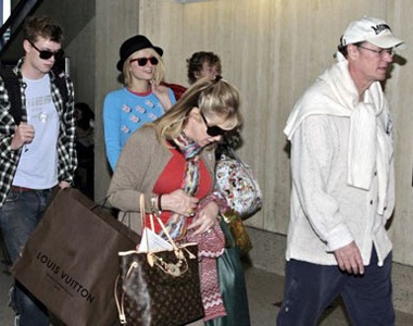 Paris Hilton đi nghỉ ở Hawaii - 1