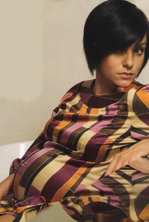 Thành viên t.A.T.u sinh con trai - 2