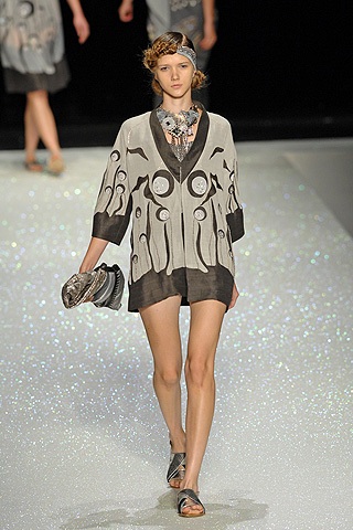 BST xuân/hè 2008 của Antonio Marras - 10