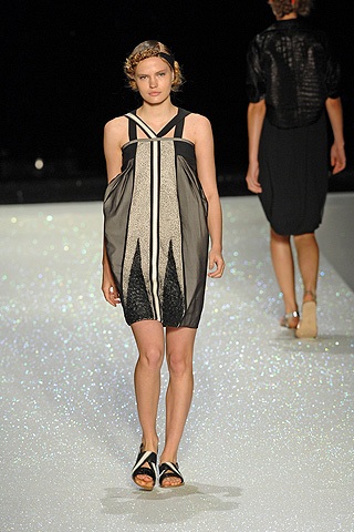 BST xuân/hè 2008 của Antonio Marras - 17