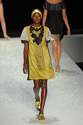 BST xuân/hè 2008 của Antonio Marras - 23