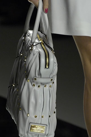 BST túi và giày của Valentino - 7 BST túi và giày của Valentino - 7