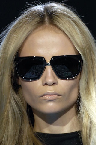 Phụ trang quyến rũ của Versace - 13 Phụ trang quyến rũ của Versace - 13