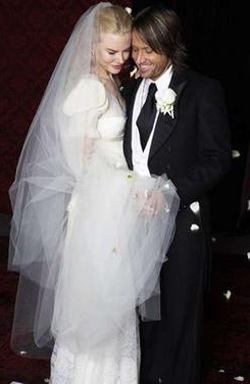 Những chiếc váy cưới đẹp nhất - 2