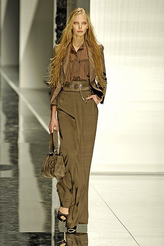 BST xuân/hè 2008 của Gianfranco Ferré - 2