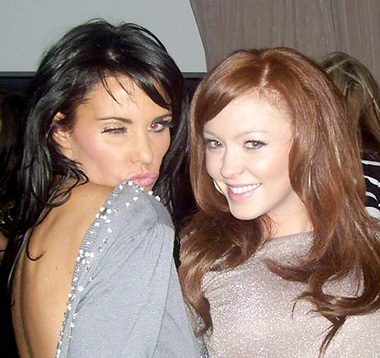 Siêu mẫu ngực bự say xỉn… - 1 Siêu mẫu ngực bự say xỉn… - 1