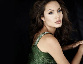 Angelina Jolie - Bà mẹ tuyệt vời nhất Hollywood - 1 Angelina Jolie - Bà mẹ tuyệt vời nhất Hollywood - 1
