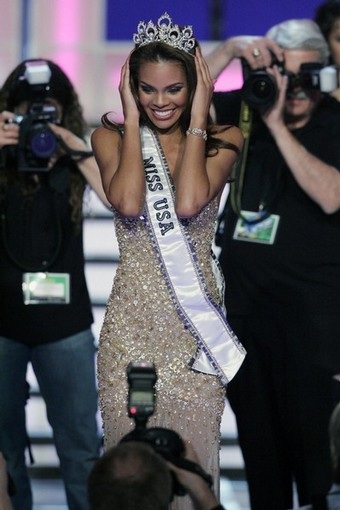 Chùm ảnh đẹp của tân hoa hậu Mỹ - 11