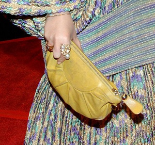 Mary Kate Olsen với “thời trang kinh dị” - 4