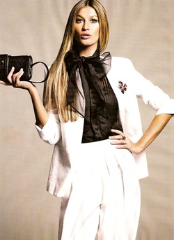 Gisele Bündchen: Vẫn vẻ cuốn hút lạ kỳ - 3