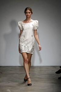 Rất mong manh... - 9