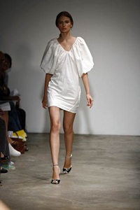 Rất mong manh... - 4