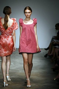 Rất mong manh... - 16