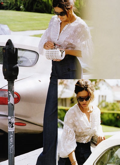 Chùm ảnh “lạ” của siêu mẫu Adriana Lima    - 4