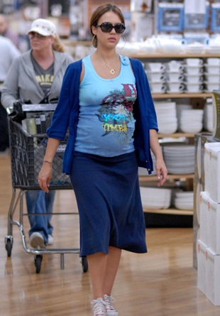 Jessica Alba: “Tôi sẽ là bà mẹ nghiêm khắc” - 2 Jessica Alba: “Tôi sẽ là bà mẹ nghiêm khắc” - 2