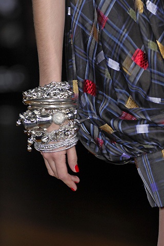 Nổi bật với phụ kiện Just Cavalli - 21