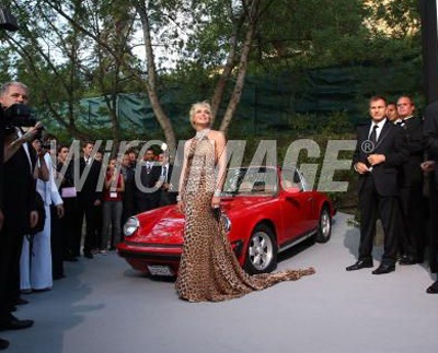 Túi của Madonna giá bao nhiêu? - 6