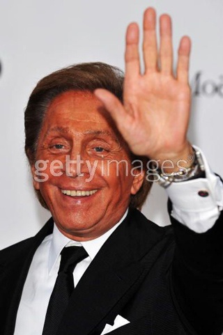 “Sao” tỏa sáng tại bữa tiệc từ thiện - 24 “Sao” tỏa sáng tại bữa tiệc từ thiện - 24