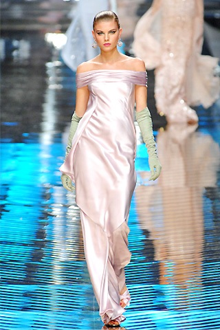 BST cao cấp của Valentino - 32