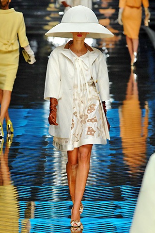 BST cao cấp của Valentino - 4