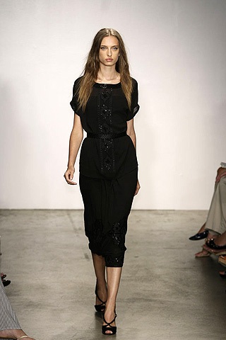 Vẻ đẹp lãng mạn trong BST Sari Gueron - 3