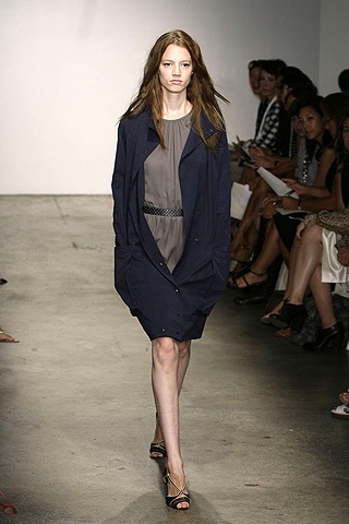 Vẻ đẹp lãng mạn trong BST Sari Gueron - 16