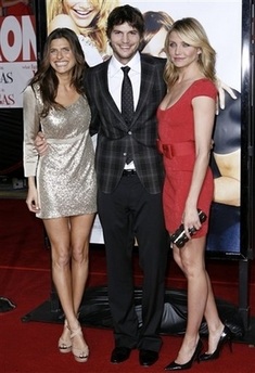 Cameron Diaz trở lại làm việc sau đám tang cha - 7