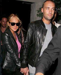 “Lilo và Calum cực kỳ xứng đôi” - 1