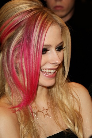 Avril Lavigne sản xuất nước hoa - 1 Avril Lavigne sản xuất nước hoa - 1