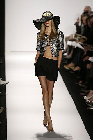 Vẻ quyến rũ của Badgley Mischka - 17 Vẻ quyến rũ của Badgley Mischka - 17