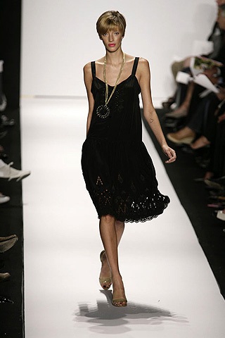 Vẻ quyến rũ của Badgley Mischka - 16 Vẻ quyến rũ của Badgley Mischka - 16