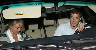 Cameron Diaz đi chơi với “bồ” cũ của Jennifer Aniston - 2 Cameron Diaz đi chơi với “bồ” cũ của Jennifer Aniston - 2