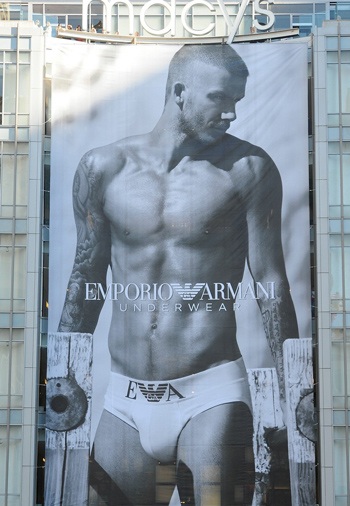 David Beckham tự hào giới thiệu ảnh quảng cáo mới - 1