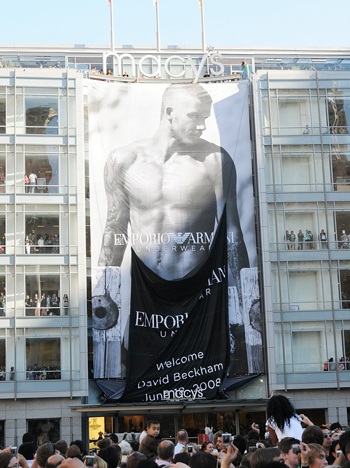 David Beckham tự hào giới thiệu ảnh quảng cáo mới - 2