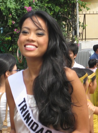 Dấu ấn nhan sắc ở làng SOS - 3