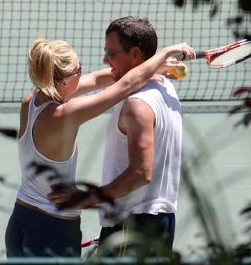 Kate Hudson và Lance Armstrong công khai âu yếm - 5