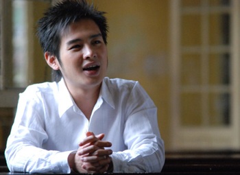 Một góc nhìn về Hoàng Hải - 2