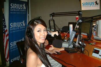 Những tấm hình mới của đương kim Hoa hậu hoàn vũ - 4 Những tấm hình mới của đương kim Hoa hậu hoàn vũ - 4