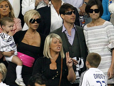 TomKat tiệc tùng với nhà Beck đến 7 giờ sáng - 1