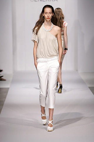 Vẻ trẻ trung và đơn giản của Generra - 20