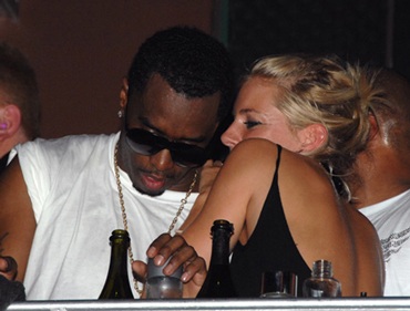 Rapper danh tiếng Sean "Diddy" chia tay bạn gái lâu năm - 2 Rapper danh tiếng Sean "Diddy" chia tay bạn gái lâu năm - 2