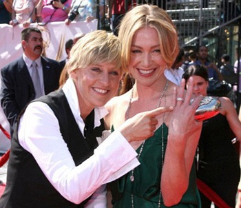 Ellen DeGeneres kết hôn với bạn tình đồng giới - 1
