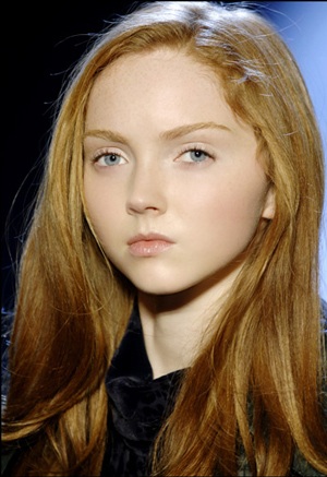 Bốn phong cách trang điểm thu 2007 - 2